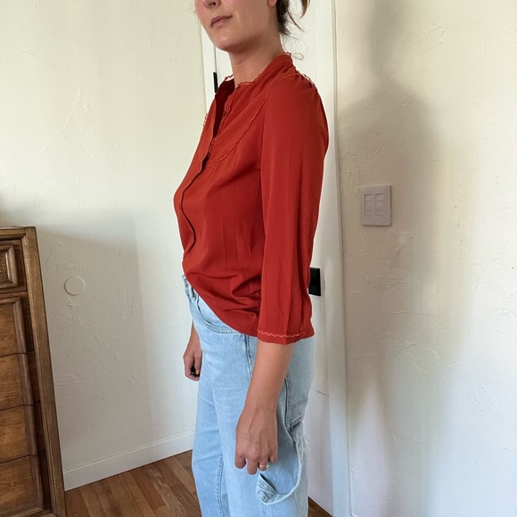 La Petite Étoile Burnt Orange Button Down - Picture 6 of 7